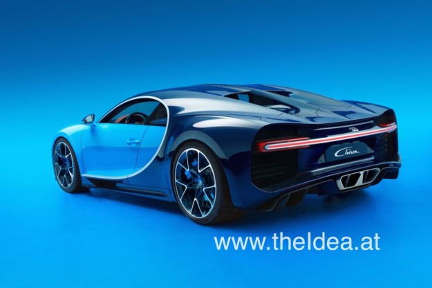 05_chiron_34-rear_web