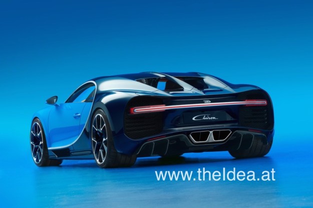 06_chiron_34-rear_web