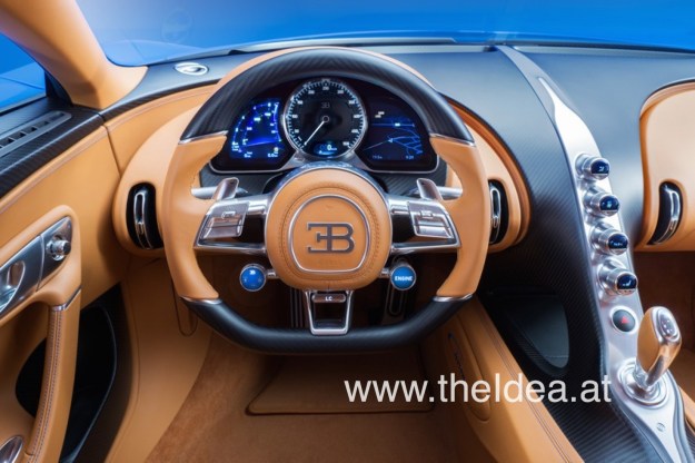 20_chiron_steering-wheel_web